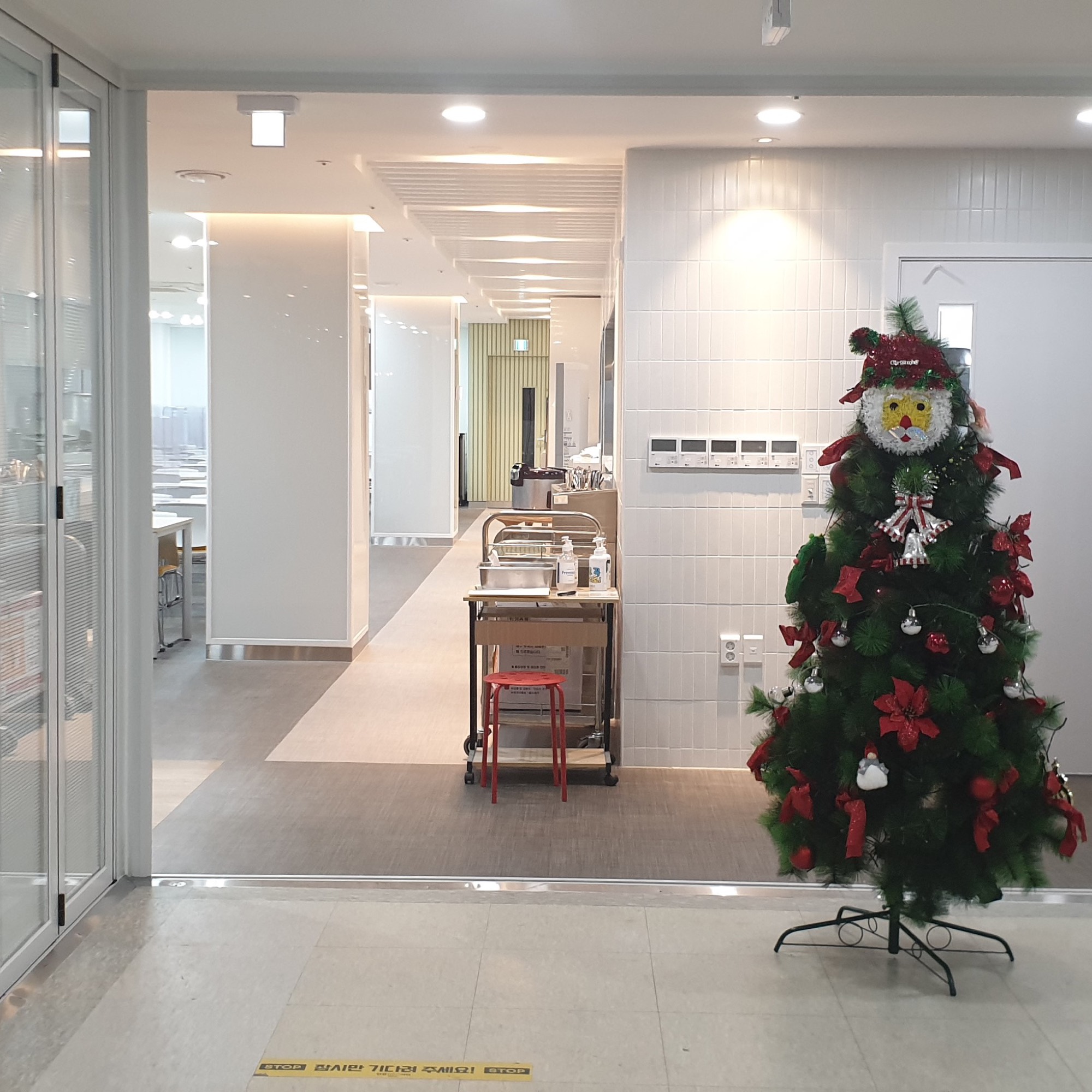 Seocho Senior Restaurant — 2/7